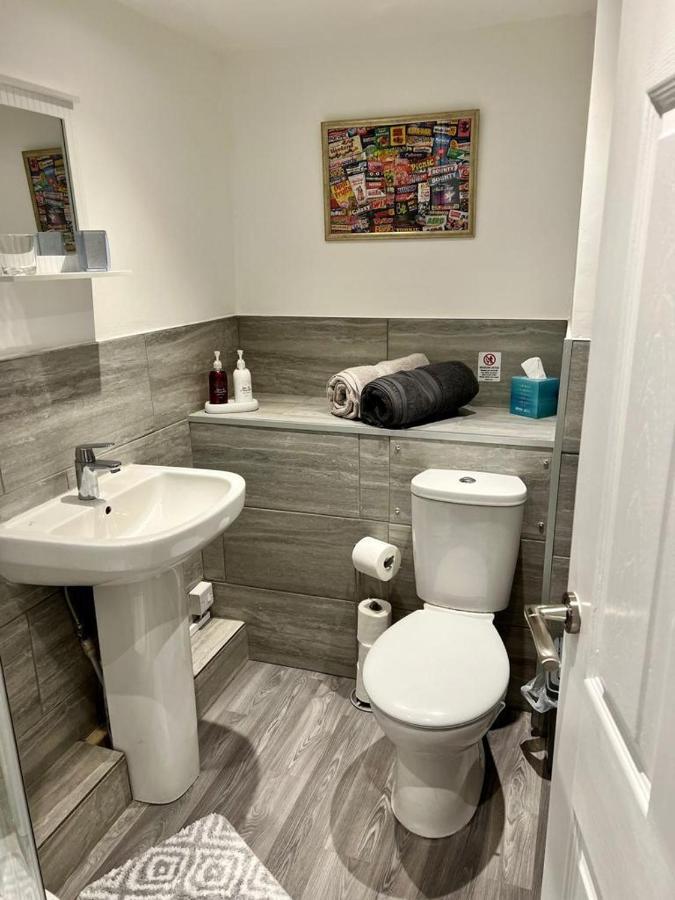 Basement Studio By The Bay Hotell Morecambe Exteriör bild