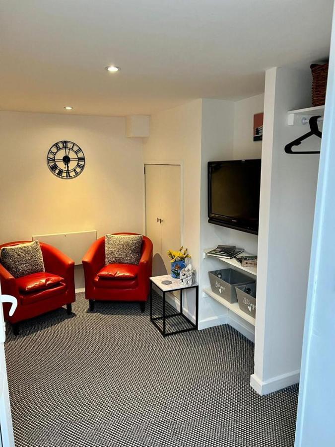 Basement Studio By The Bay Hotell Morecambe Exteriör bild