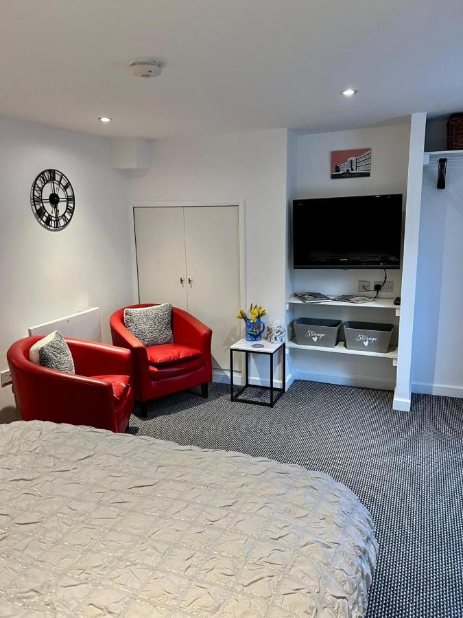 Basement Studio By The Bay Hotell Morecambe Exteriör bild